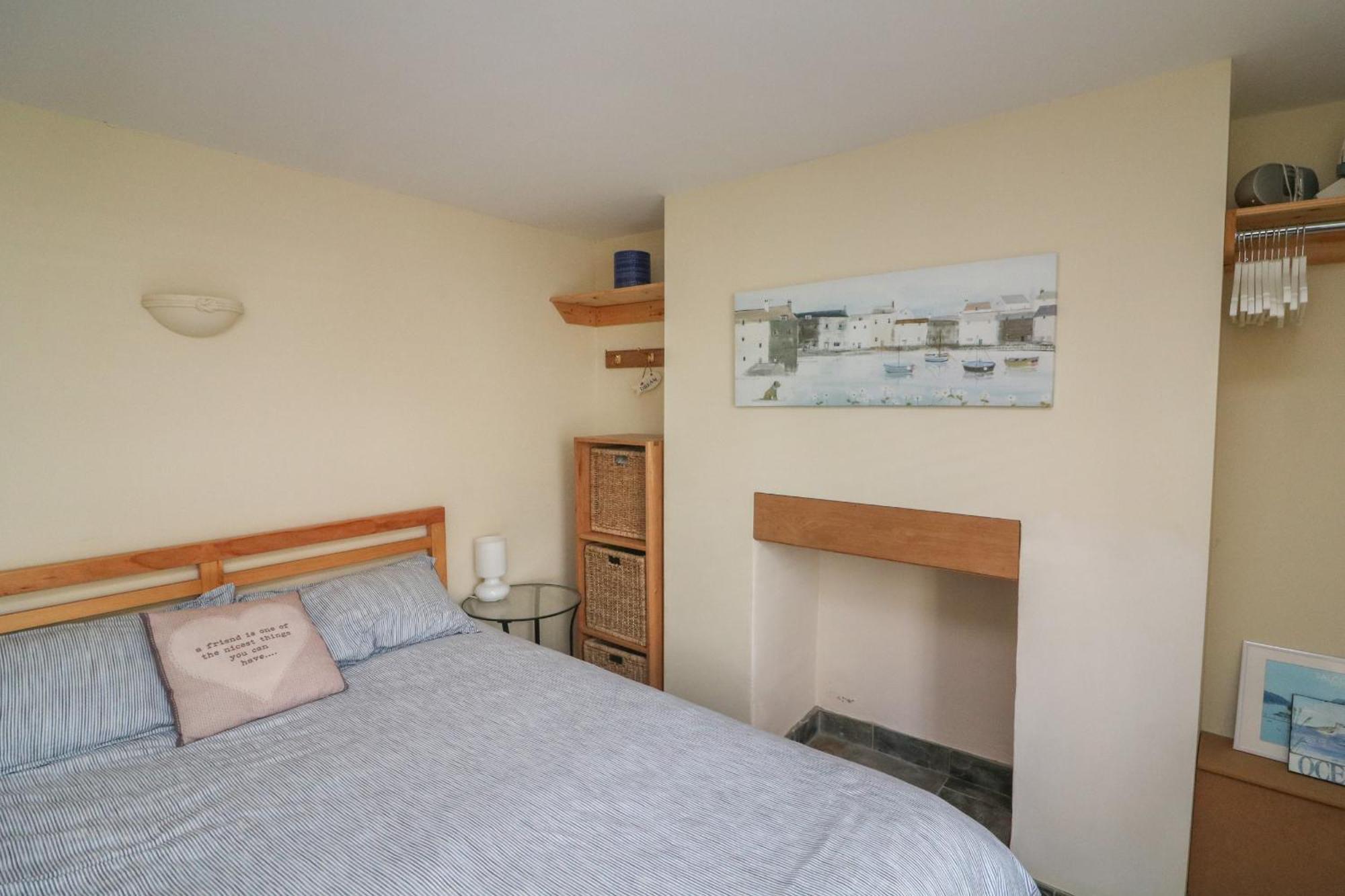 Quarter Deck Apartment Salcombe Ngoại thất bức ảnh